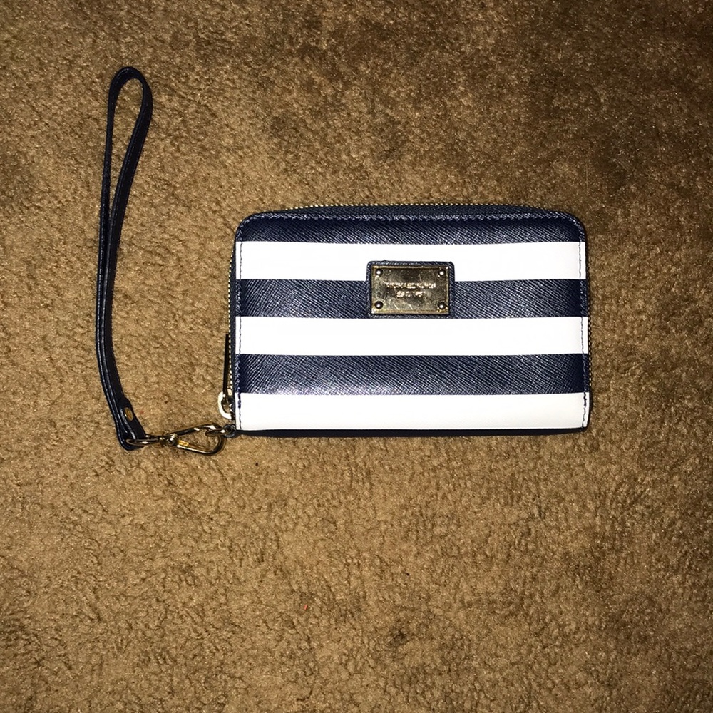 Michael Kors tech wristlet